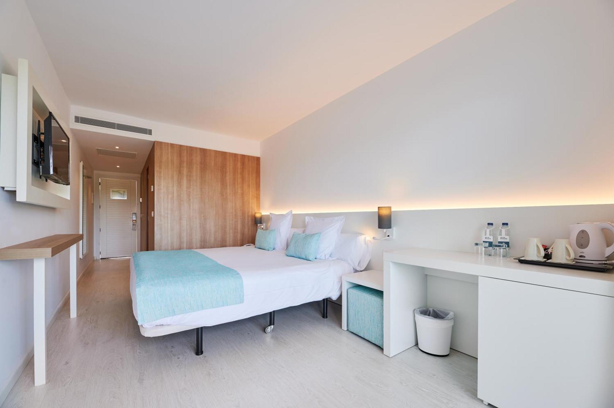 Aluasoul Carolina - Adults Only Otel Font de sa Cala Dış mekan fotoğraf