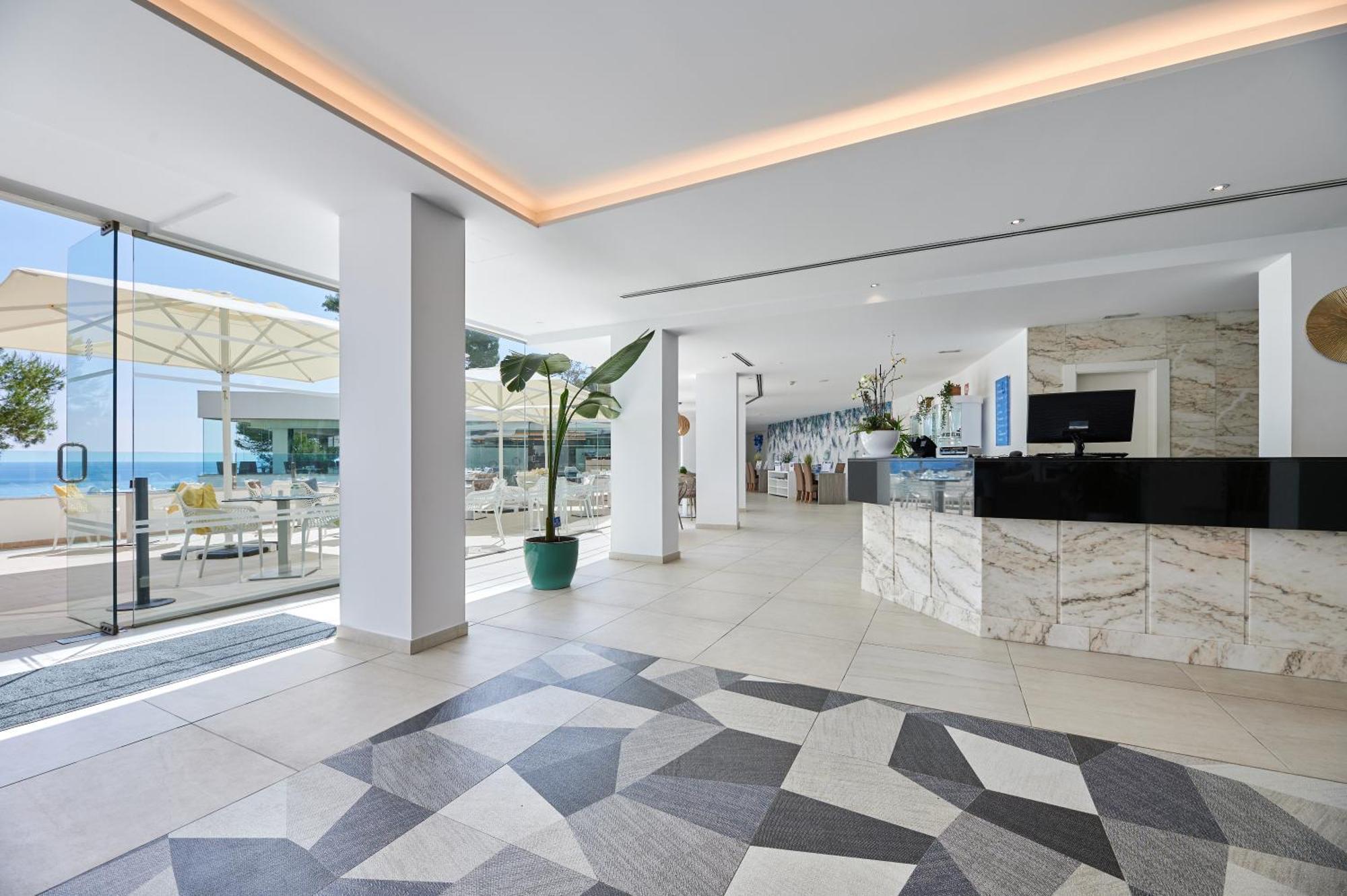 Aluasoul Carolina - Adults Only Otel Font de sa Cala Dış mekan fotoğraf